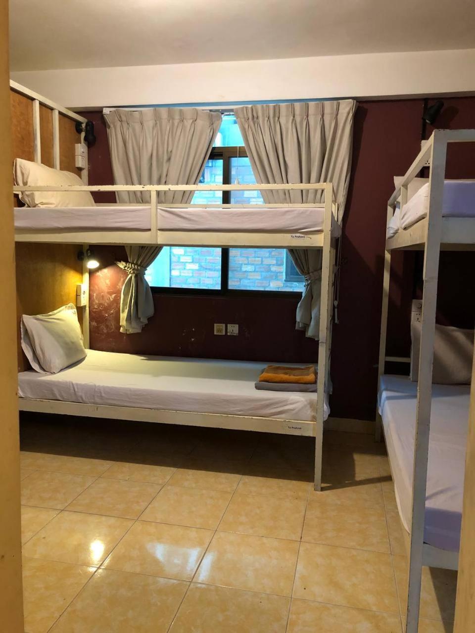 Naga Angkor Hostel Siem Reap Buitenkant foto