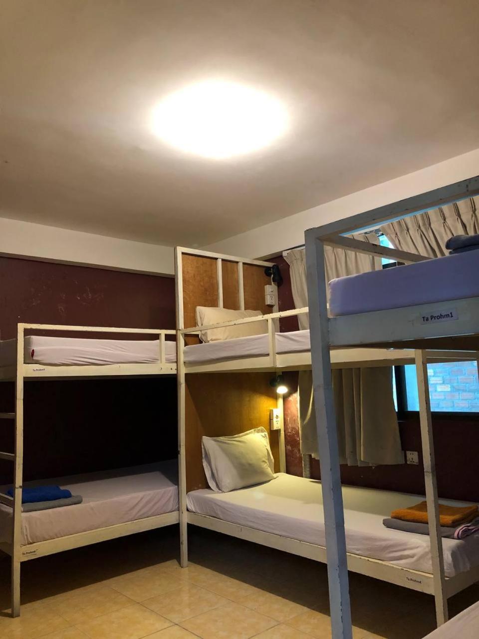 Naga Angkor Hostel Siem Reap Buitenkant foto