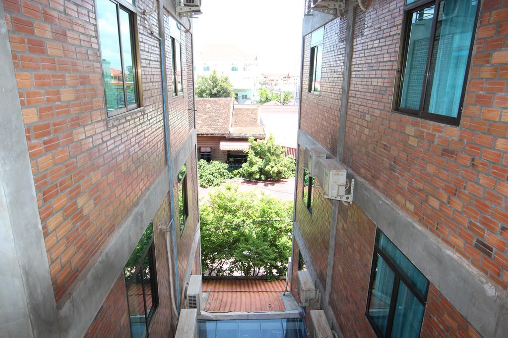 Naga Angkor Hostel Siem Reap Buitenkant foto