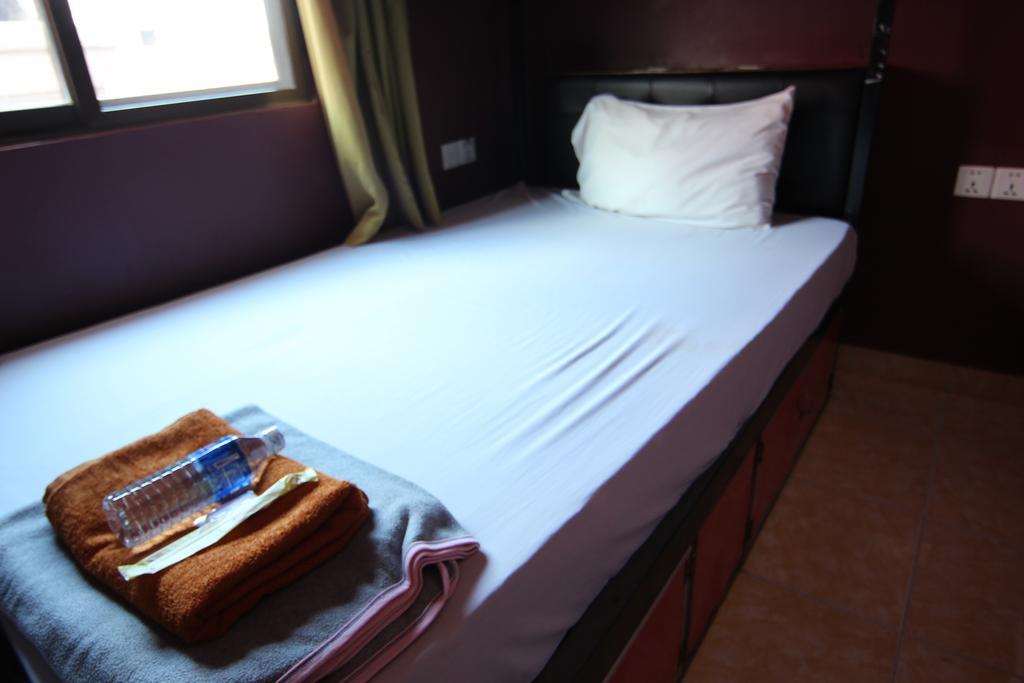 Naga Angkor Hostel Siem Reap Buitenkant foto